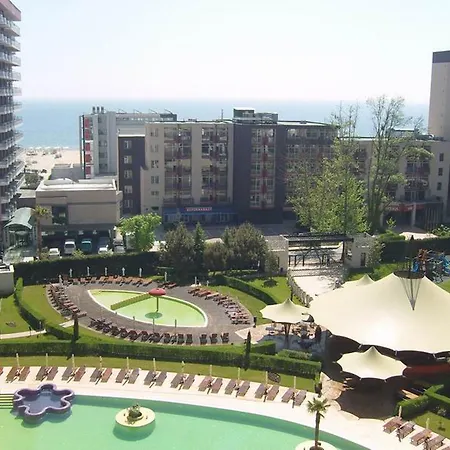 Gt Royal Beach