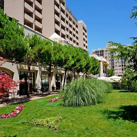 شقة Gt Royal Beach